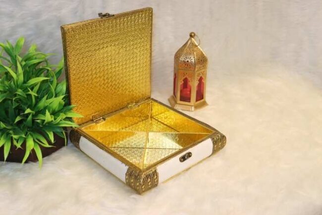Cream Rajwadi Dry Fruit Box - Image 4