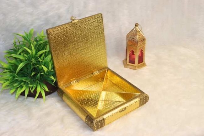 Cream Rajwadi Dry Fruit Box - Image 3