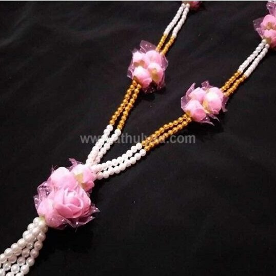 swagat mala and welcome baratis gift | Floral jewellery, Flower jewellery,  Gifts