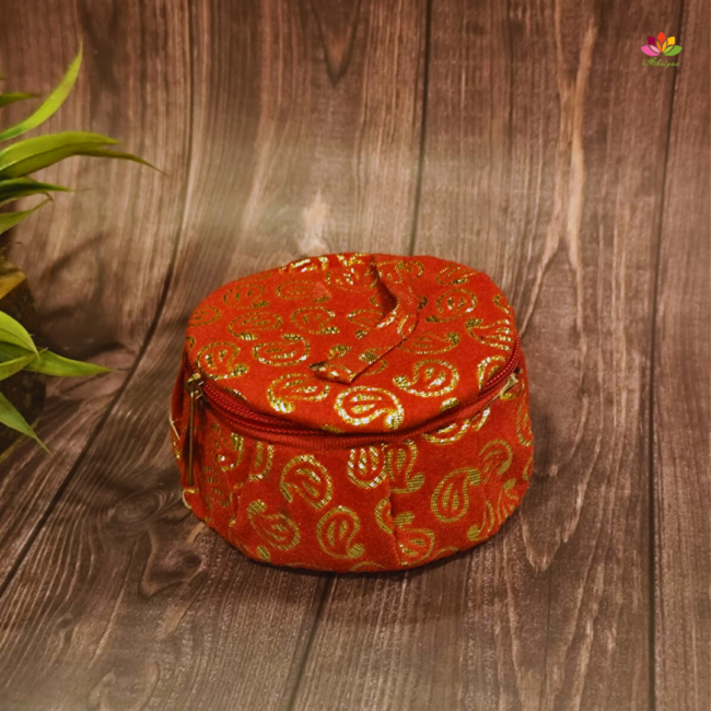 Brocade Leaf Bangle Box - Image 2