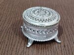Round kumkum box - Image 2