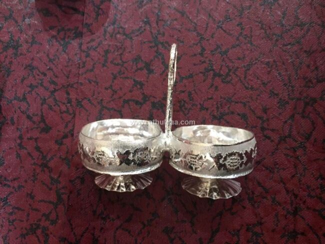 Buy Silver and Gold Plated Brass Swastik Diya 5 Inches, Wedding Favour,  Indian Wedding Gift, Decorative Diya, Return Gift, Housewarming Gift Online  in India - Etsy