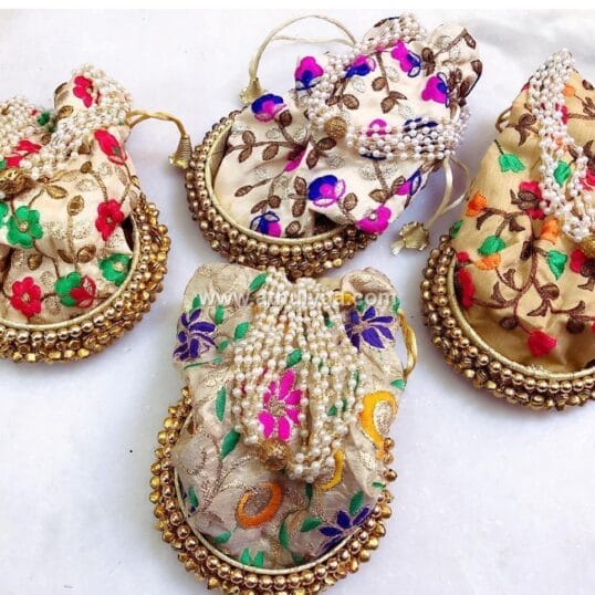 Ghungroo Floral Potli