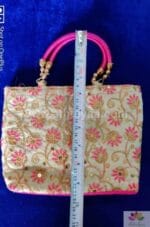 White embroidered bag - Image 2