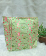 Toiletry holder purse - Image 5