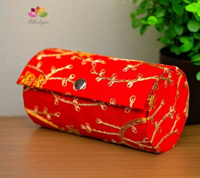 box (15) Embroidered Bangle Box-medium - Image 1