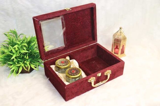 Velvet Suitcase Dry fruit box (1) Velvet Suitcase Dry fruit box - Image 3