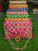 Mirror embroidery purse - Image 2