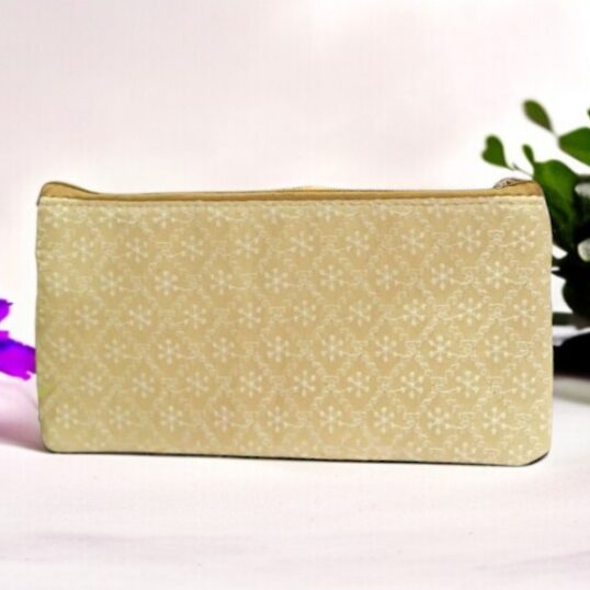 Lucknowi Embroidered Purse