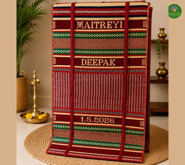 Foldable wedding pattu paai with couple names
