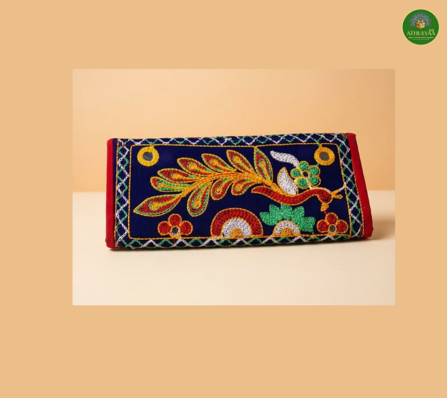 kutch work purse (2) kutch work purse (2)