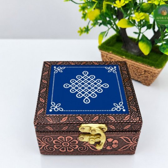 Meenakari Oxidized Kolam Jewel Box